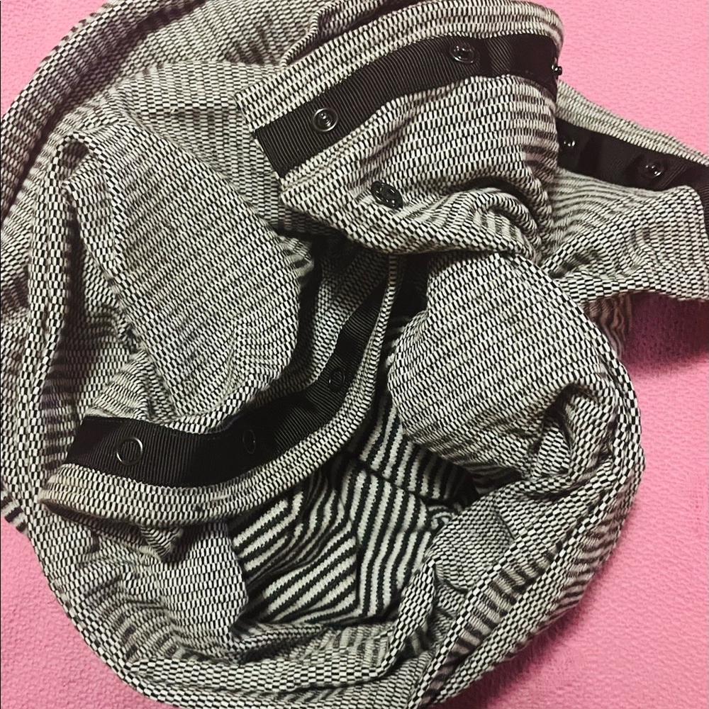 Lululemon preloved vinyasa infinity button scarf